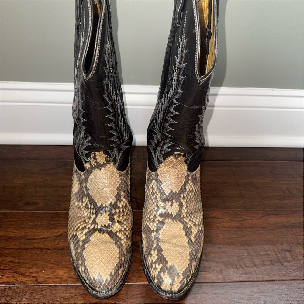Tony Lama Rare Python Snakeskin
Cowboy Boots 6868 Mens
8E Vintage Exotic Western - Picture 5 of 16